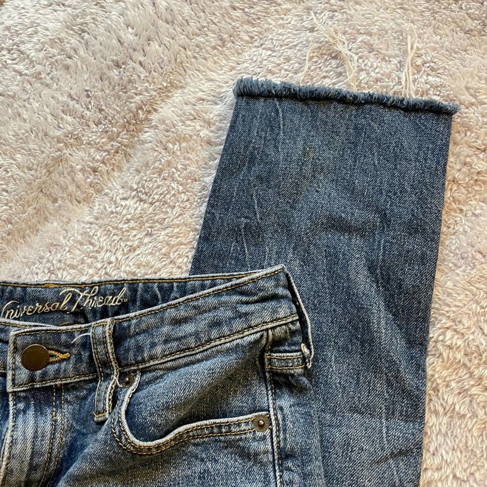 Universal Thread Straight leg Jeans - Picture 2 of 4